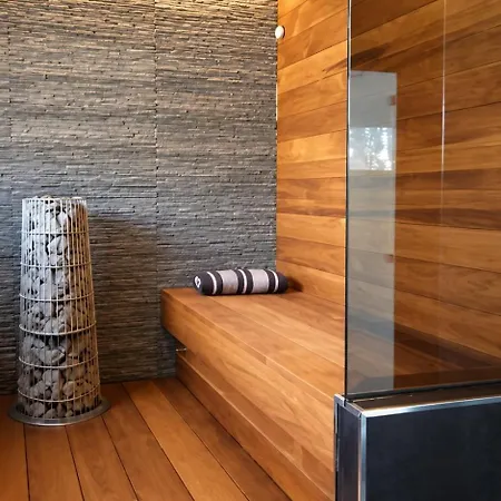 Hohto - A Cozy Retreat With A Private Sauna